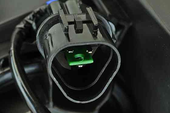 Фара Elantra 6 AD (2016-2018) галоген линзованная (электрокорректор) правая Хюндай Мукачево