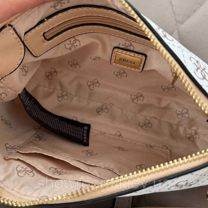 Жіноча сумочка з органайзером на плече Guess (1211) біла Київ - фото 4