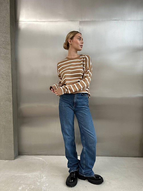 Жіночий базовий смугастий светр оверсайз вовна 70% акрил 30% Беж Одеса - фото 2