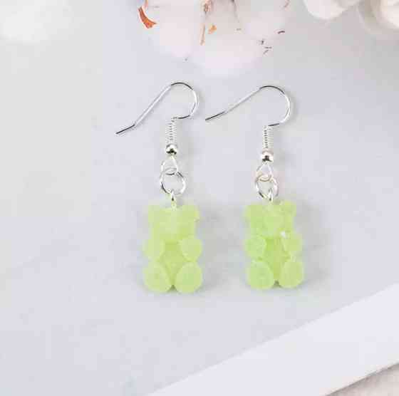 Сережки мишки, зеленые (темнее чем на фото) - размер мишки 1,7см, смола Киев