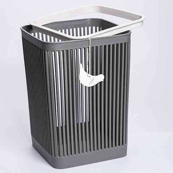 Сіра корзина для сміття 8 л в офіс 22×22×30 см Київ