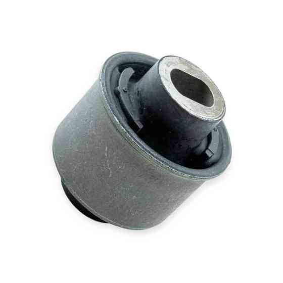 Сайлентблок переднего Крайслер 300С 369922 рычага Мукачево