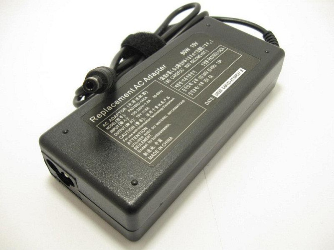 Блок живлення для ноутбука Toshiba 15V 90W 6A 5.5*2.5 mm Полтава - фото 1