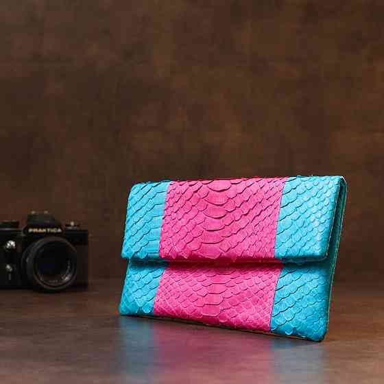 Яркий женский клатч Snake Leather sale_14993 Розовый Киев