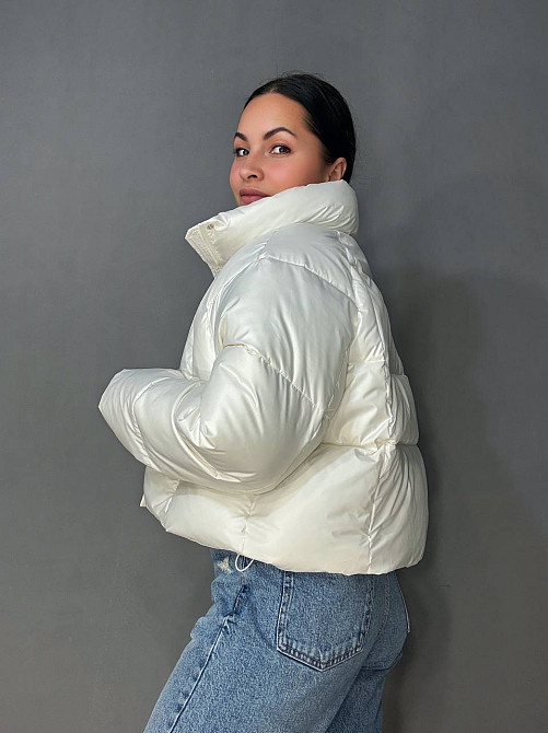 Куртка женская Lady Yep 30083 пуффер короткая глянцевая молочная, молочний, M Киев - изображение 12