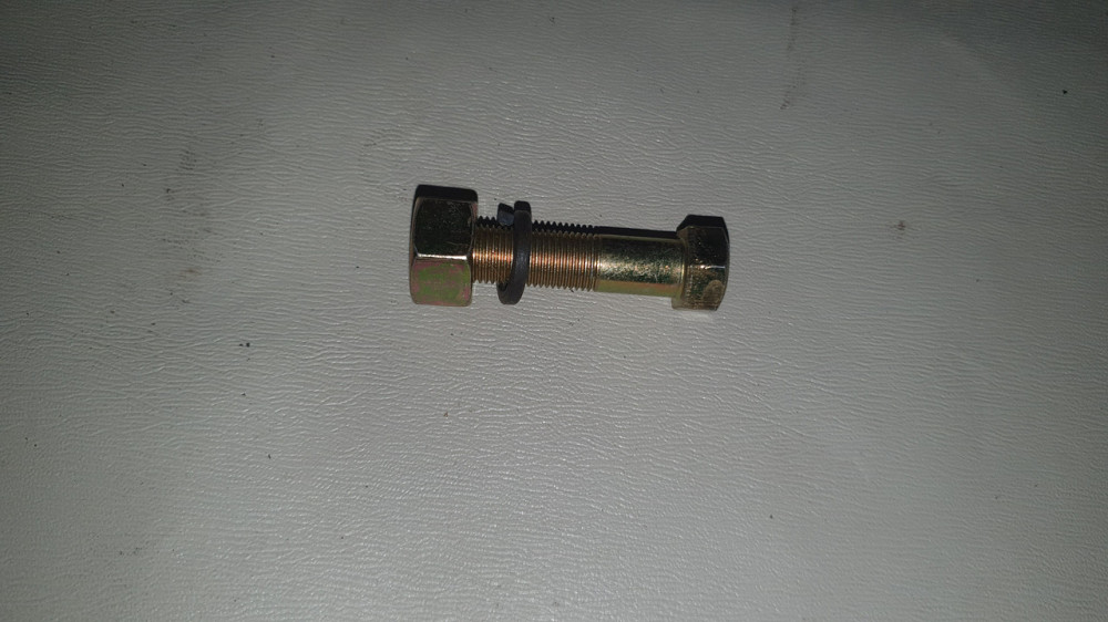 Болт вала карданного с гайкой МАЗ, КамАЗ. М10*40. 371264/250688. Харьков - изображение 1