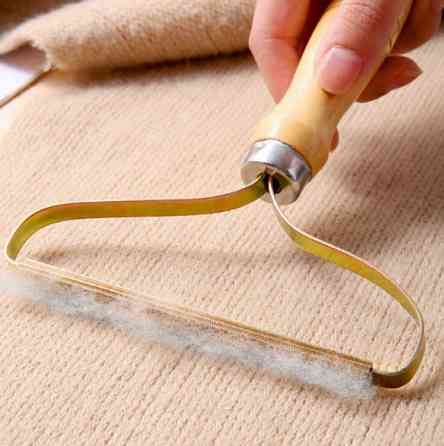 Портативная щетка-бритва для удаления катышков и ворса с вещей Винница