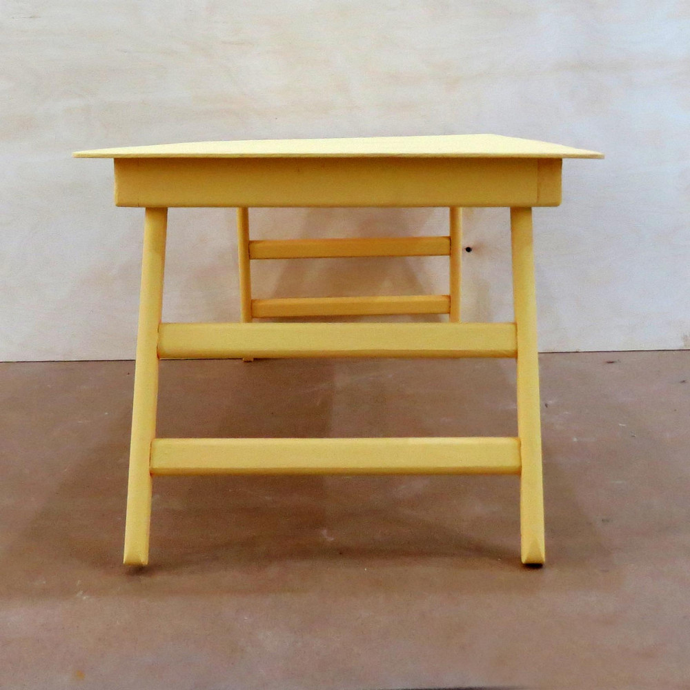 Столик для завтрака 