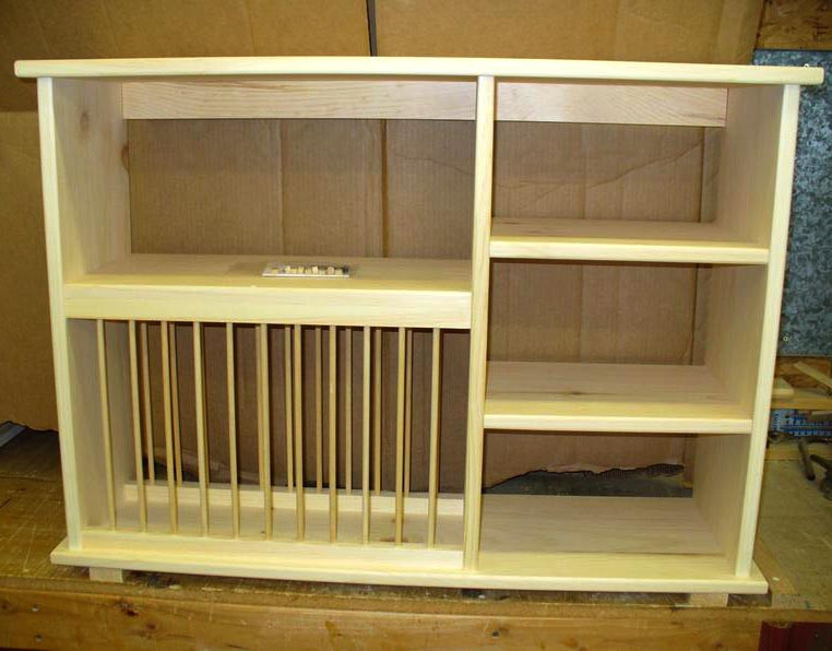 Полка для тарелок и блюд 