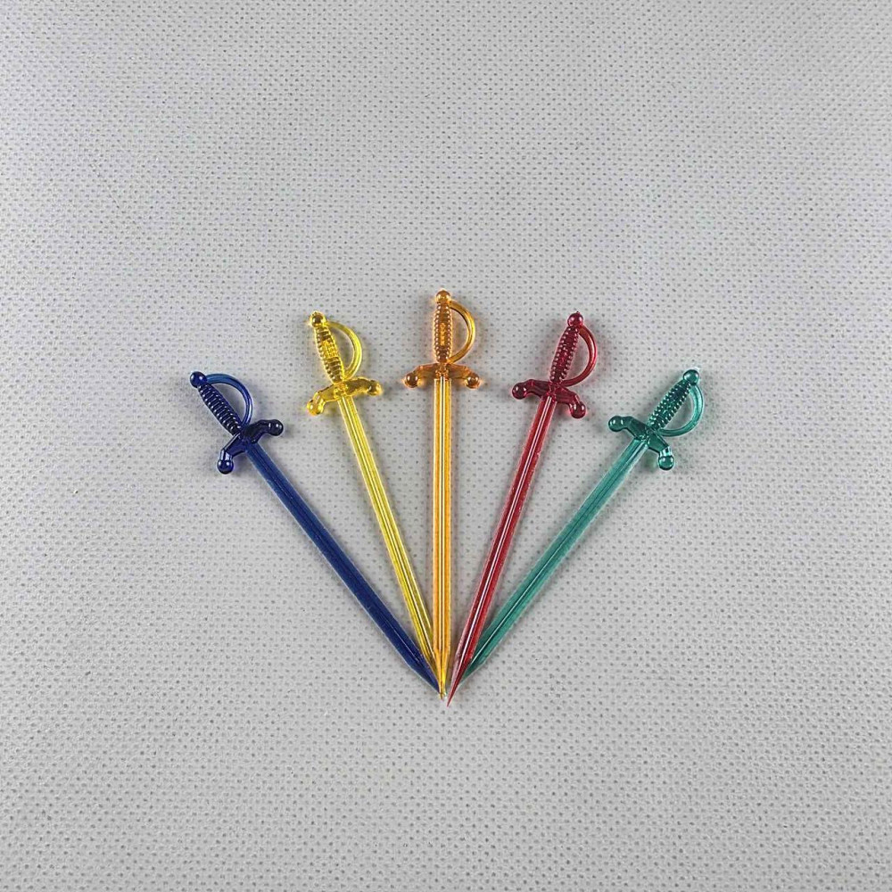 Шпажки пластиковые для канапе 