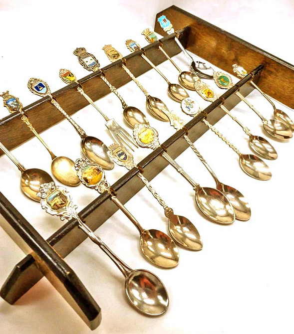 Полиця для колекції ложок "Марадел" латте Миколаїв - фото 1