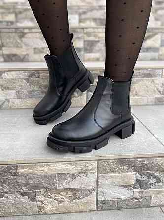 Жіночі черевики з натуральної шкіри весняні демісезонні чорні р. 38-40 (4348) / Шкіряні черевик Коломыя