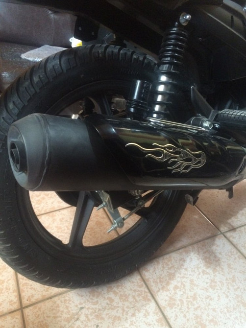 Наклейка на авто Огонь золото выпуклая на авто-мот Киев - изображение 5