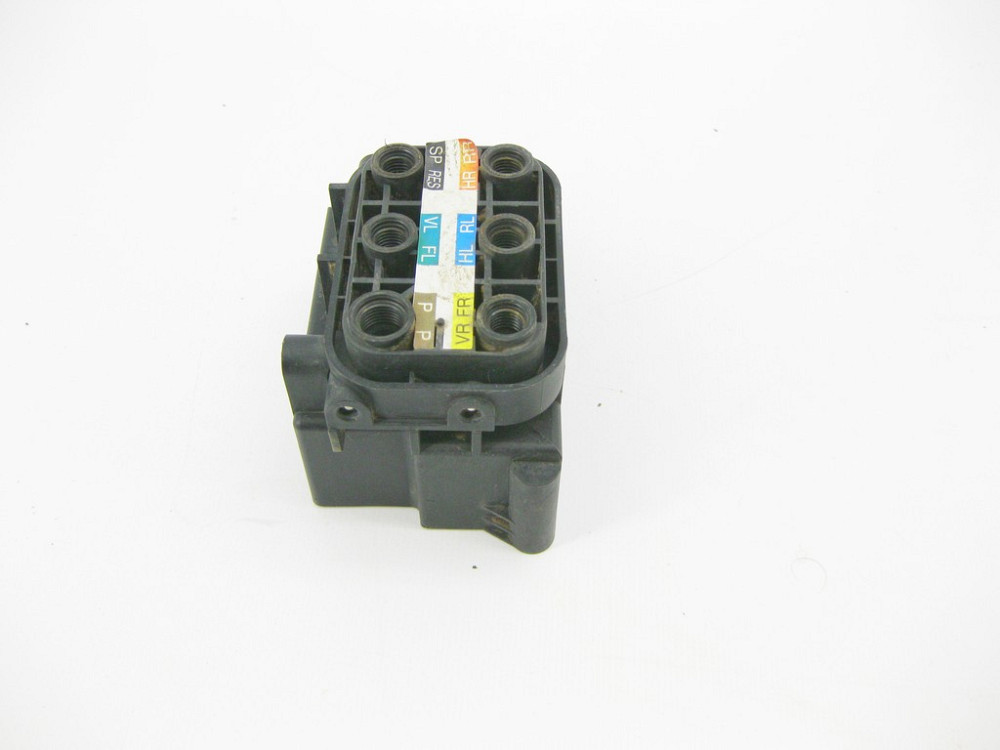 Mercedes-Benz  A2123200358 Блок клапанів пневмопідвіски ML W164 R-class short W251 CL C216 S-class short W221 CLS C218 ML/GLE W166 GLE Coupe C292 S-cl Одеса - фото 3