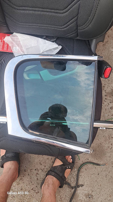 Заднее стекло в дверь Kia Sportage 2016–2021 Киев - изображение 1