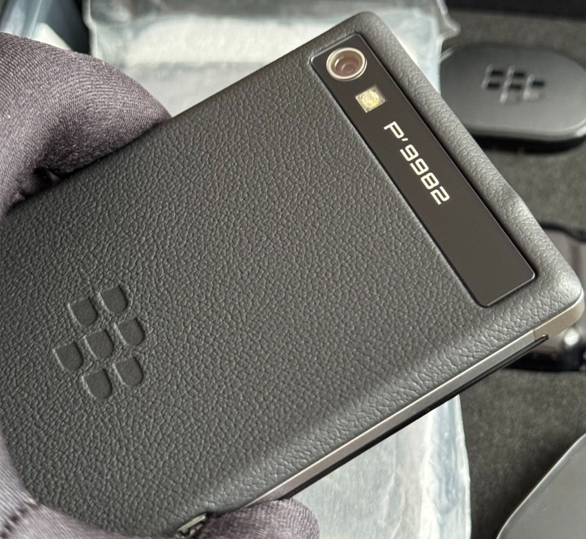 НОВЫЙ! Blackberry Porsche Design P9982 Киев - изображение 5