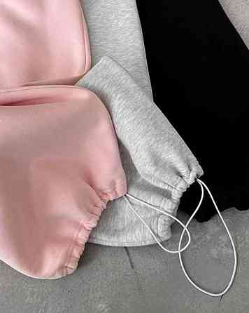 Женские утепленные объемные брюки на резинке в стиле оверсайз трехнитка на флисе Серый, 46/48 Одесса