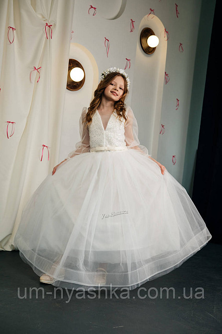 Белое нарядное платье 134-146 Кривой Рог - изображение 2