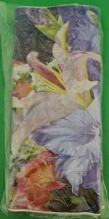 Пакет средний, плотный, ламинированный с петлевой ручкой