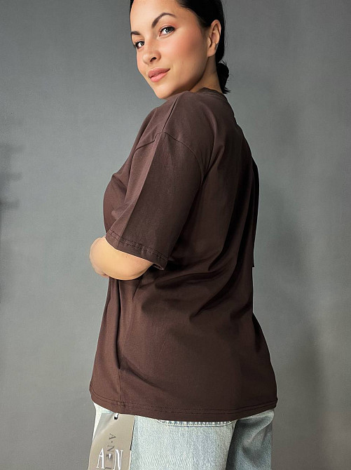 Футболка женская A-N 27009 оверсайз с вырезом в форме сердца с камнями, коричневый, one size Киев - изображение 14