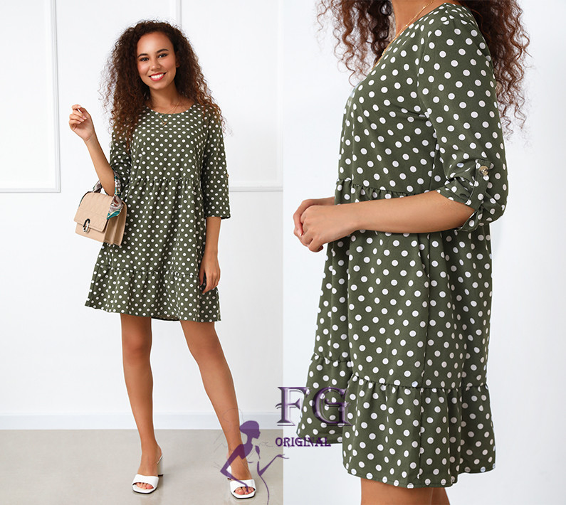 Женское платье в белый горошек 