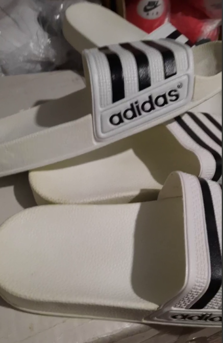 Шльопанці капці Adidas Сланці Адідас Білі Жіночі (розміри: 36,37,38,39,40) Дніпро - фото 8