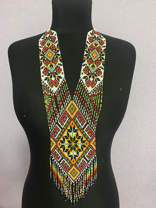 Гердан «Берегиня скарбів» з бісеру Коломия - фото 1