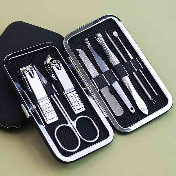Набор инструментов для маникюра и педикюра в кейсе,пинцет,пилочка,ножницы в наборе 8 шт, цвет серый Каменец-Подольский