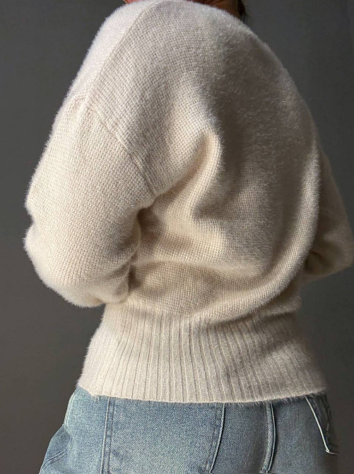 Свитер женский Fancy Matinee 7571 вафельный из ангоры оверсайз, бежевый, one size Киев - изображение 8