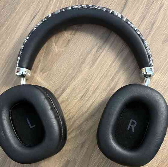 Наушники Guess. Харьков