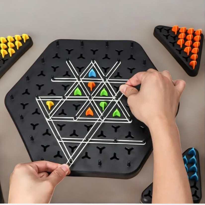 Игра настольная-геоборд для детей 