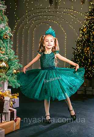 Нарядное изумрудное платье на девочку на 2-8 лет Костюм Елочка, Зеленое платье Елочка Кривой Рог