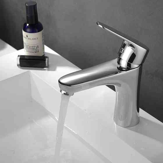 Cмеситель для умывальника RJ BUTTERFLY однорычажный на гайке, хром 35 мм Киев