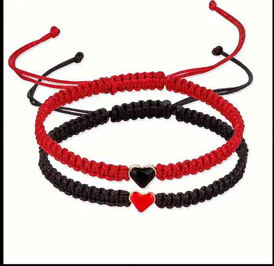 Набор плетёных браслетов с сердцем красно-чёрный, регулируемый Киев