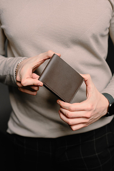 Чоловічий гаманець-біфолд із натуральної гладкої шкіри SR003 (Коричневий) Суми - фото 2