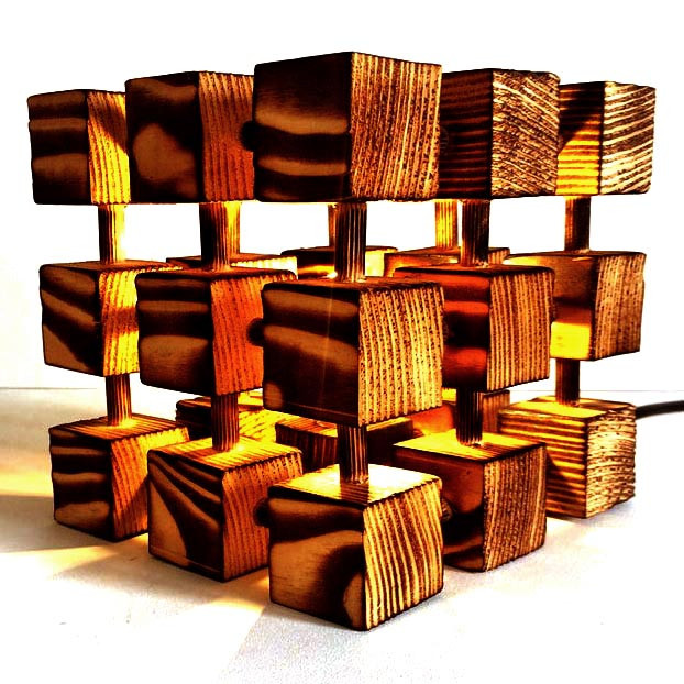 Светильник настольный 