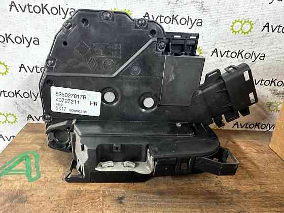 Замок бокових зсувних дверей правий Renault Trafic III 2014-2023 (825027817R) Ковель