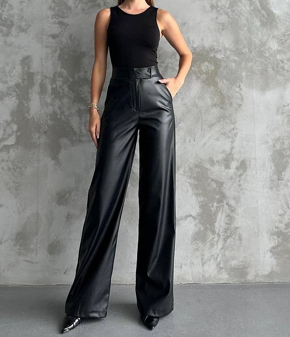 Жіночі стильні брюки-палаццо із еко-шкіри Одеса - фото 3