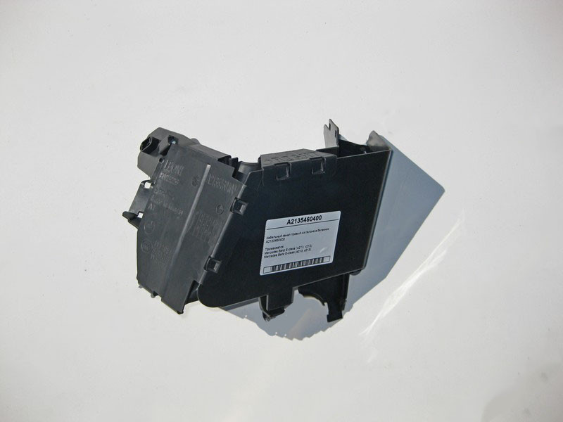 Mercedes-Benz  A2135460400 Кабельний канал правий із салону в багажник E-Class W213 Одеса - фото 1