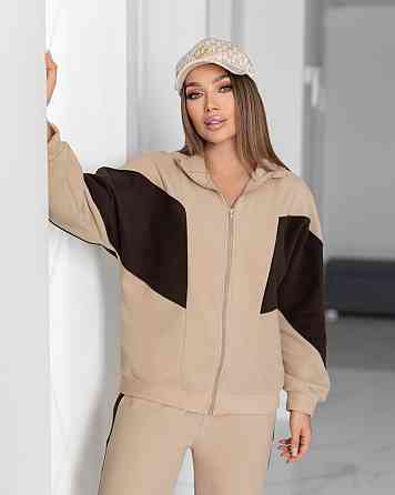 Спортивный флисовый костюм 