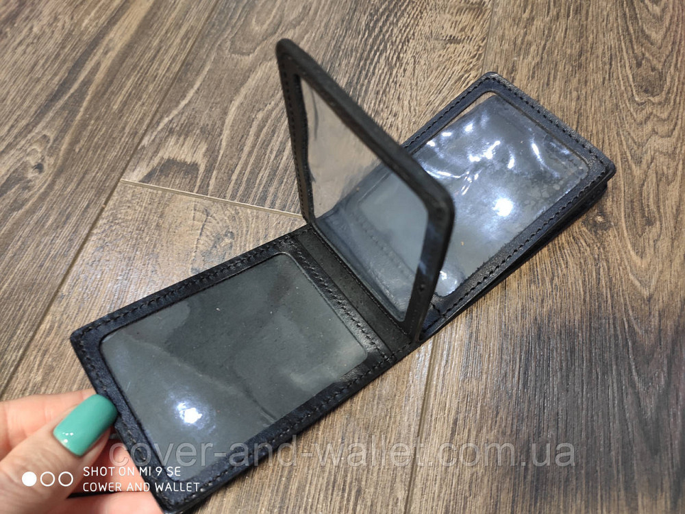 Маленька шкіряна обкладинка для прав і ID документів на чотири відділи Leather Київ - фото 4