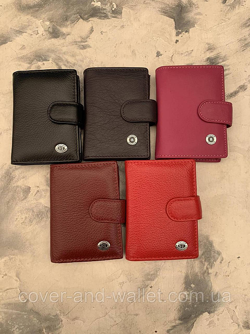 Жіноча шкіряна кредитница для пластикових карток червоного кольору ST Leather Київ - фото 10