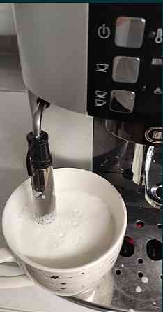 Кофеварка Delonghi Magnifica S Київ