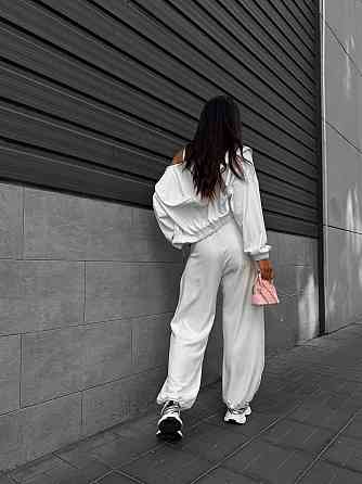 Жіночий костюм трійка: кофта топ і штани велюр Одеса