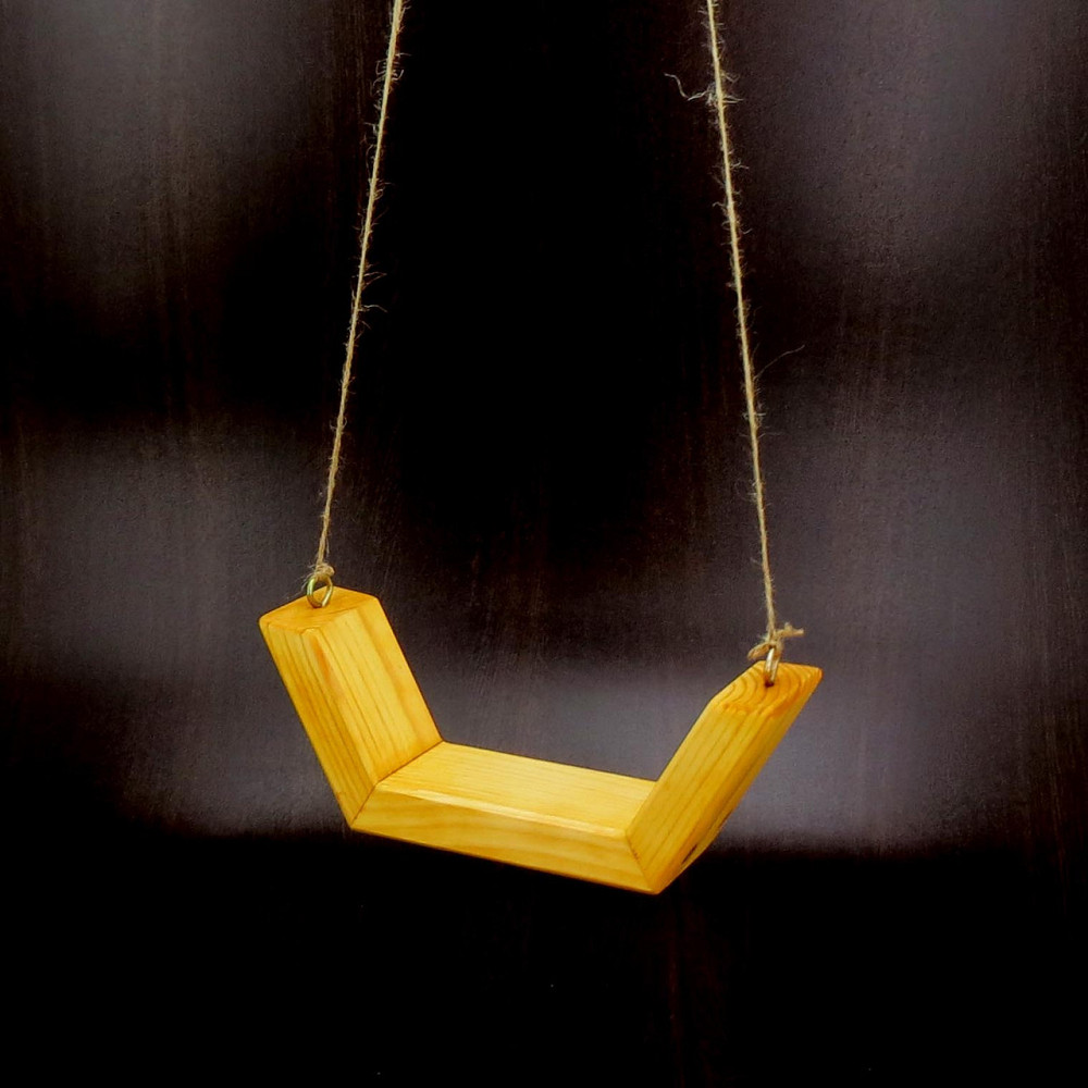 Полка настенная для цветов 