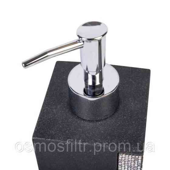 Дозатор для мила Axentia Ліндос  чорний з декором полігума 400 мл Н 10.8 см 7.3х7.3 см (134473) Київ