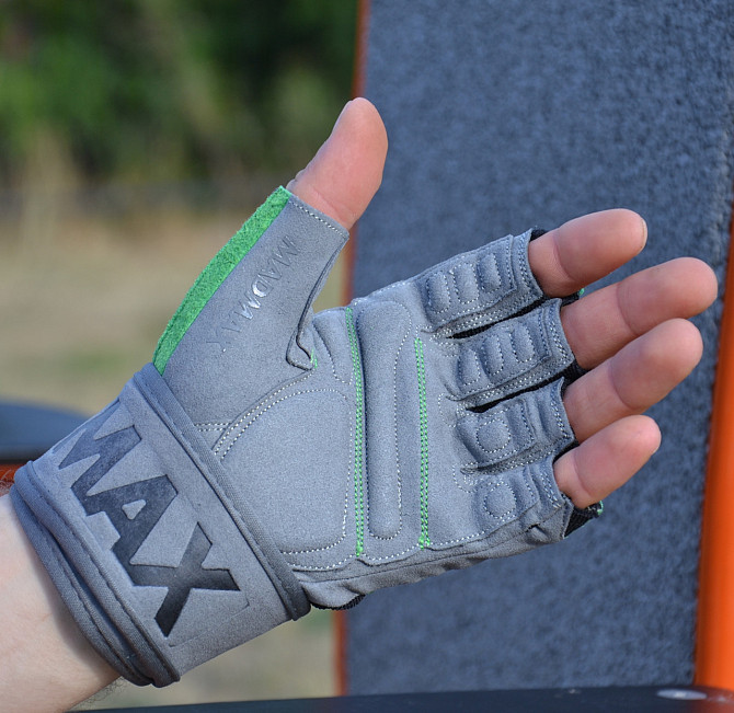 Рукавички для фітнесу MadMax MFG-860 Wild Grey/Green M Каменское - изображение 4