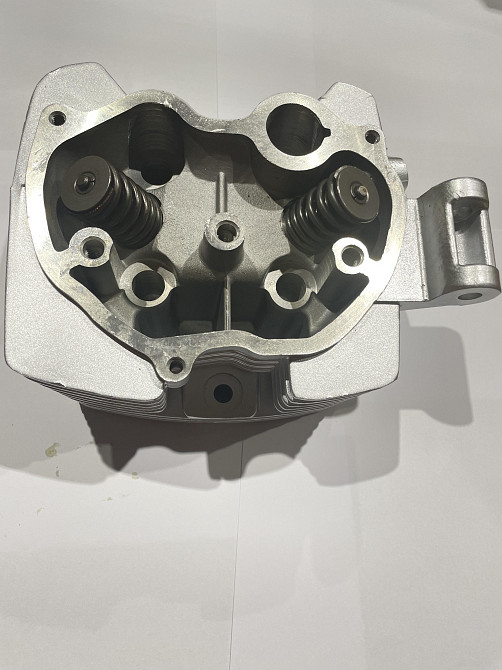 Головка циліндра 4T CG150 (гола, +клапани) KOMATCU Київ - фото 1