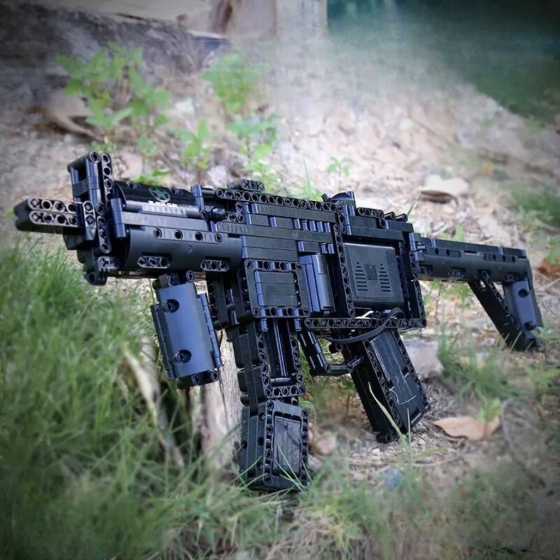 Конструктор детский игровой. Пистолет пулемёт автоматический модель MP5 на 783 деталей Каменец-Подольский