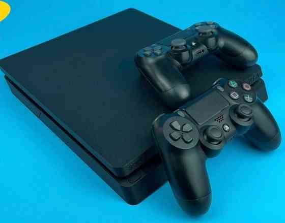 Playstation 4 Slim 500 ГБ, Два джойстики. Харьков